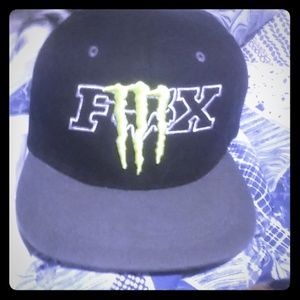 Flat bill snap back